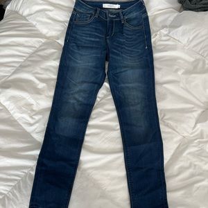 Hidden denim Distressed hem skinny jeans